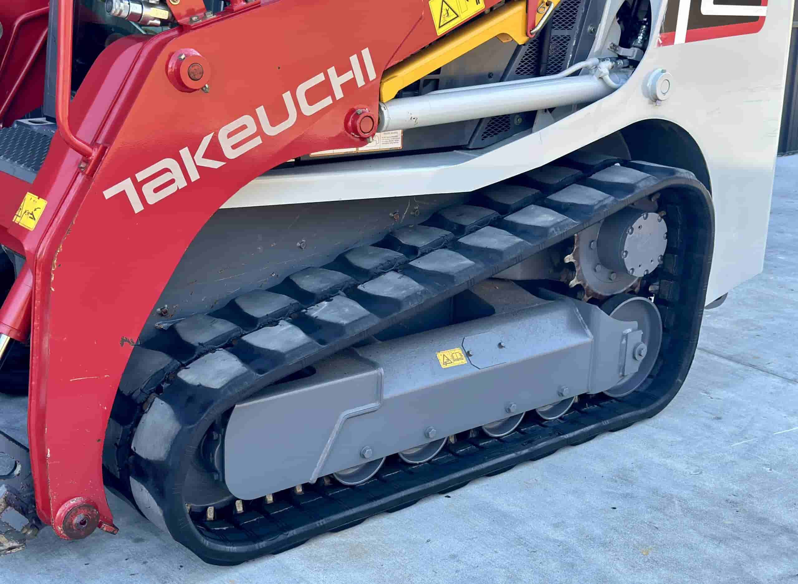 2017 TAKEUCHI TL8
